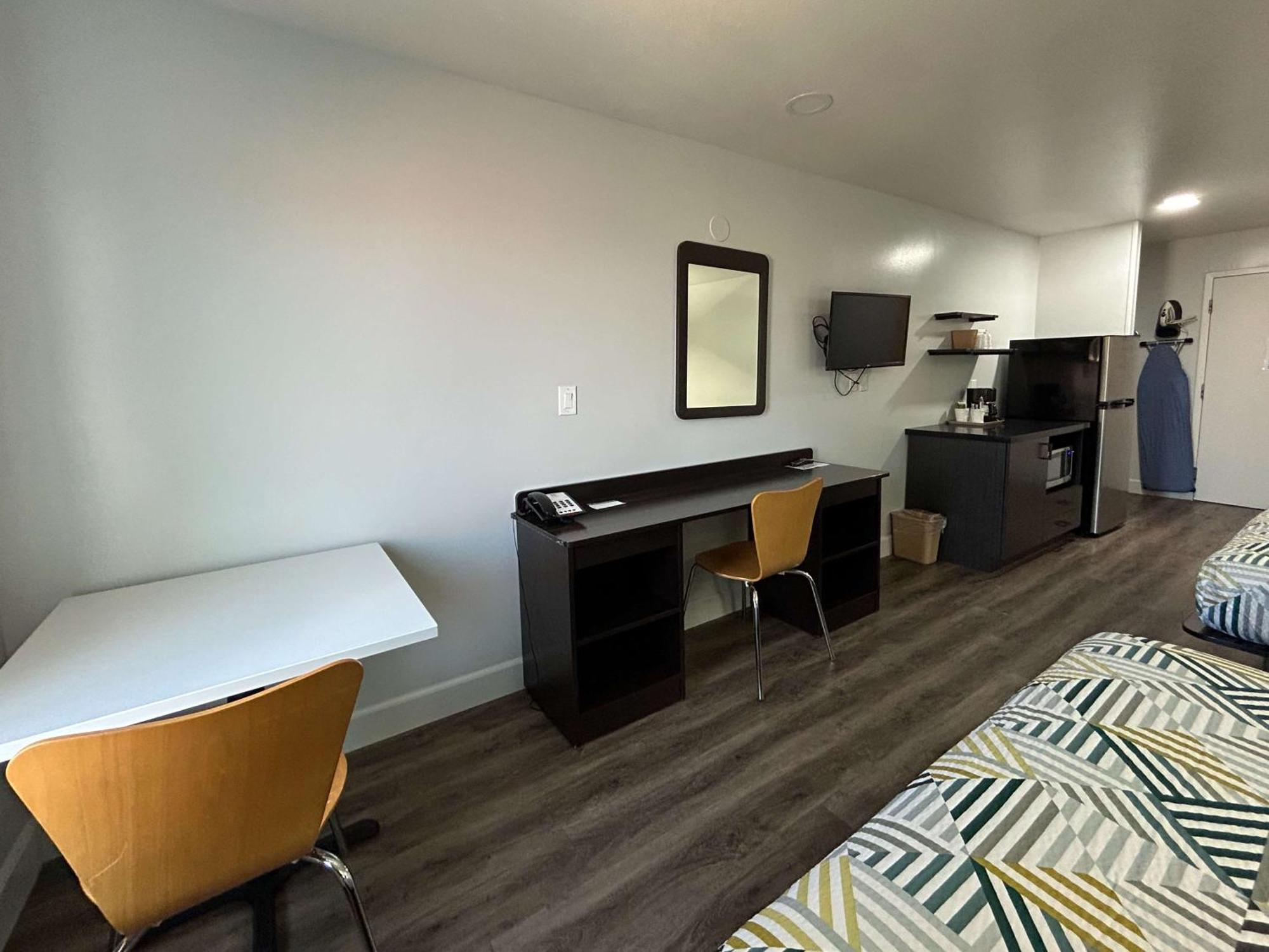 Motel 6-Hesperia, CA - West Main Street I-15 Buitenkant foto